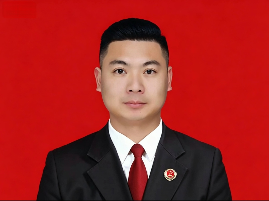 党支部书记 陈伟